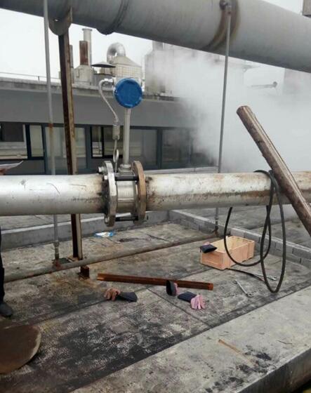 dn80渦街流量計(jì)斯特羅哈爾數(shù)（St）與雷諾數(shù)（Re）的關(guān)系曲線(xiàn)圖